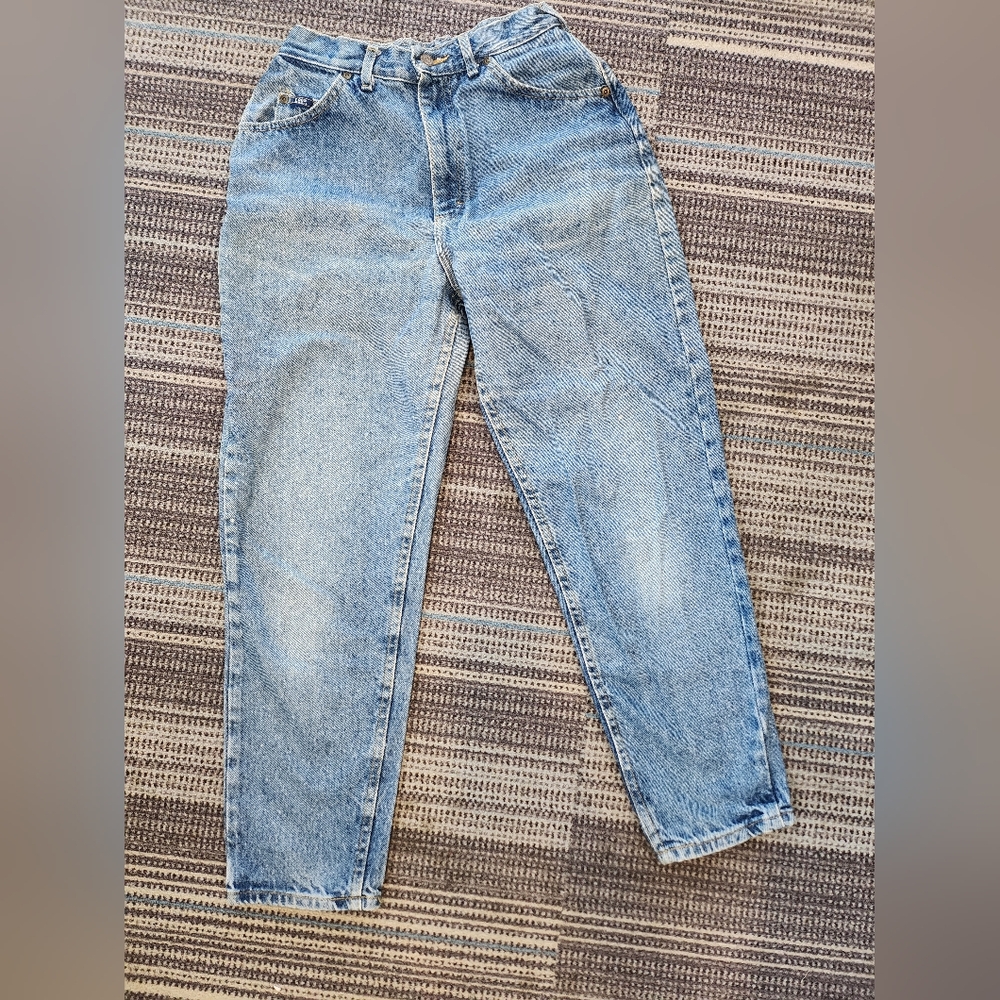Vintage Lee Women's High Rise Light Blue Acid Wash Mom Jeans